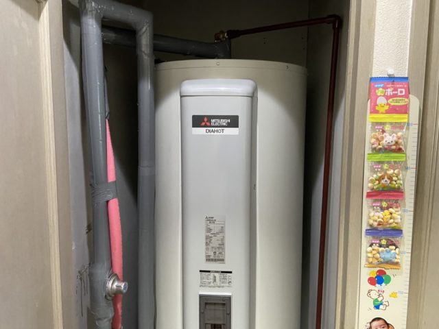 静岡市葵区電気温水器取替工事（三菱SRG-375G）